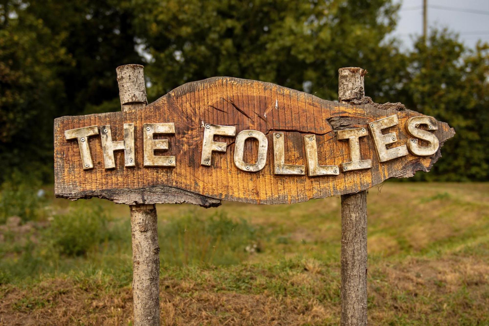 Отель The Follies Glamping Мейдстон Экстерьер фото